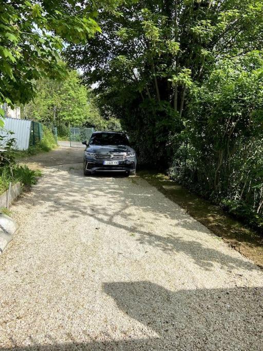 Maison Jardin Et Parking Gratuit - 10 Min De L'Aeroport - Metro 14 - Arrivee Autonome オルリー エクステリア 写真